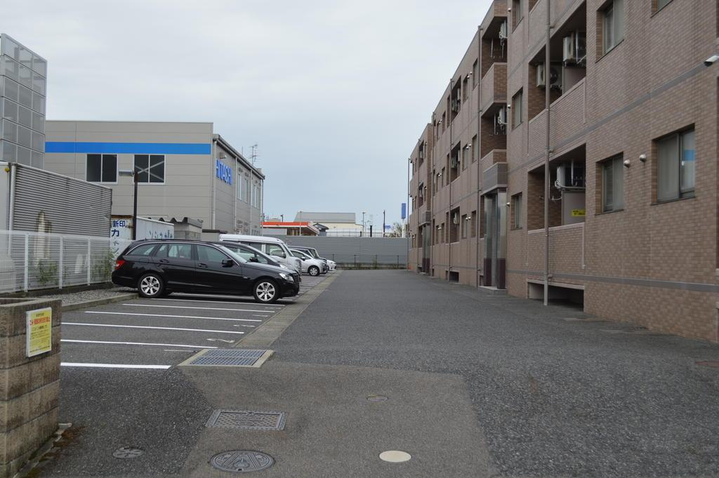 グランフィル紫竹山の駐車場