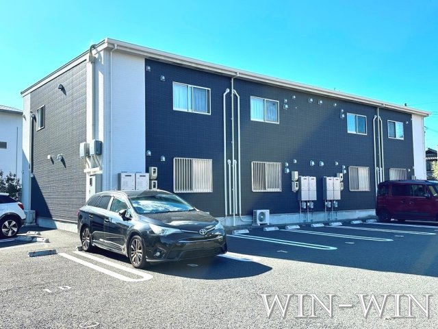ノーブル吉川の駐車場