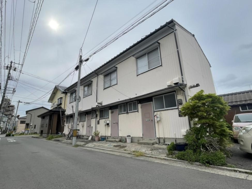 内山アパート
