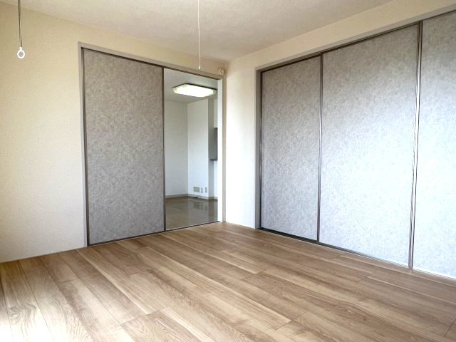 ルミエールの洋室|洋室6.4帖