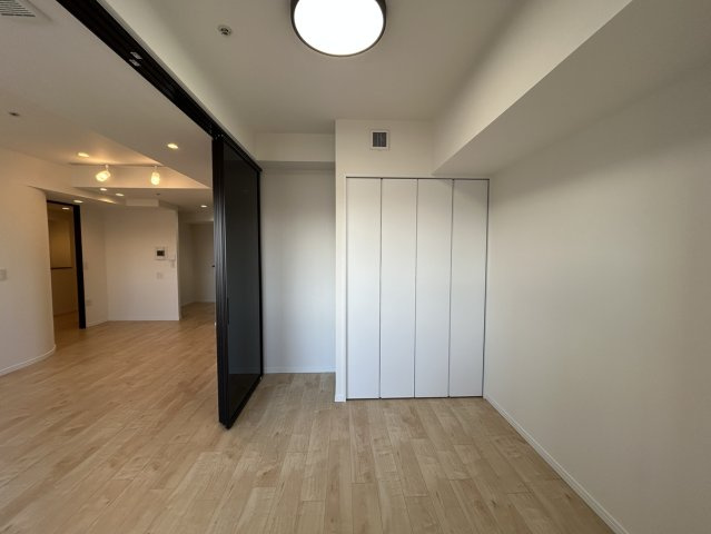 アトラスタワー小石川の洋室|落ち着いた色調の洋室です