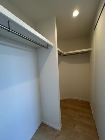 アトラスタワー小石川の収納|ウォークインクローゼットです