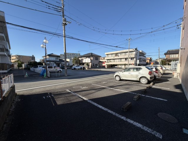 【駐車場】