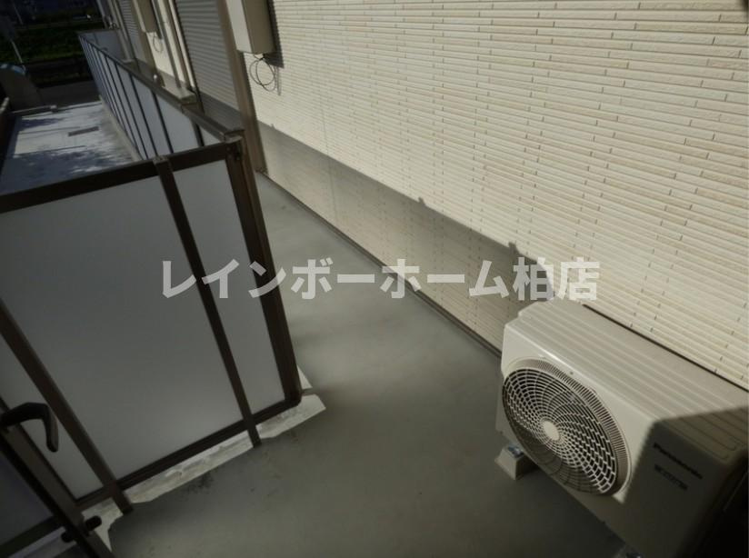 特典：仲介手数料が無料です!!のバルコニー|広々としたバルコニーです