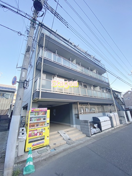 モンターナ元町の外観