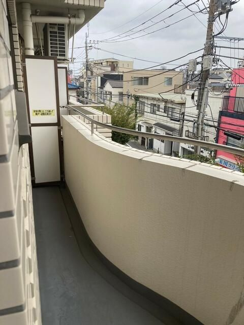 エンジェルス守屋のバルコニー|広々としたバルコニーです