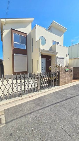 東大阪市新庄1丁目　中古戸建の前面道路含む現地写真
