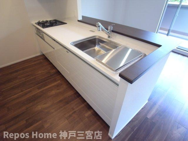 ソルレヴェンテ神戸中山手通のキッチン