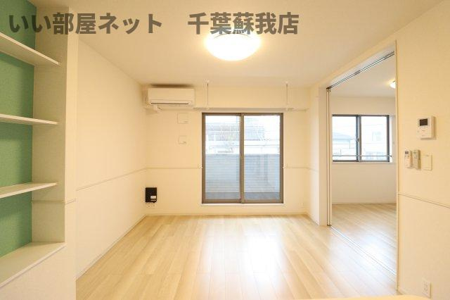 セントラルアベニューの居間・リビング|使いやすい居間です