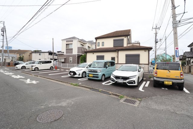 セントラルアベニューの駐車場|駐車場です