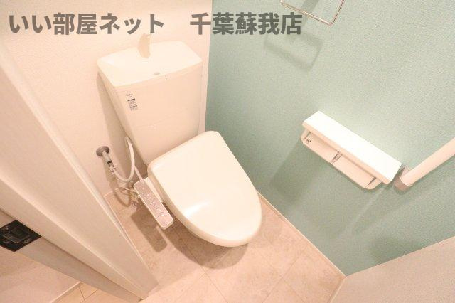 セントラルアベニューのトイレ|落ち着いたトイレです