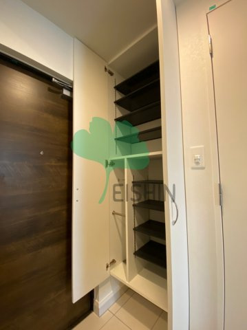 エンクレスト博多駅南FIT（エンクレスト博多駅南フィット）の玄関|下駄箱もしっかりついてます！