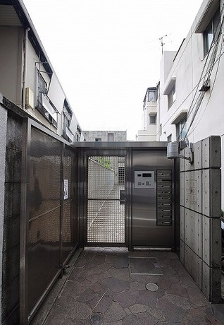 9CUBE ROPPONGIのエントランス|9CUBE ROPPONGI