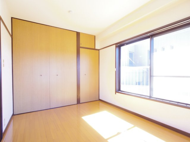 誠ビルの内装