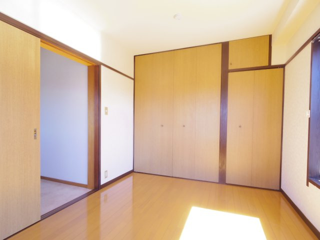 誠ビルの内装