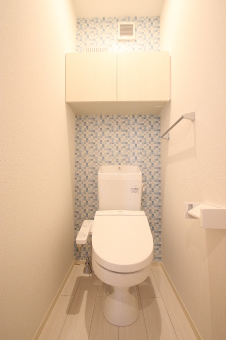 D-room小田部 弐番館のトイレ|温水洗浄暖房便座