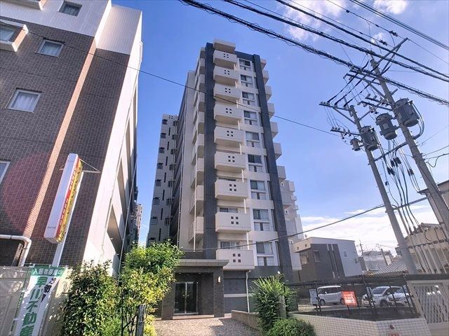ロイヤルステージ吉塚の外観|建物外観