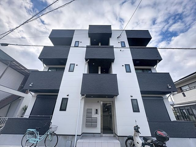 クレスコートの外観|建物外観