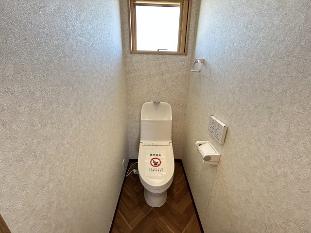 阿南市宝田町郡　建売のトイレ