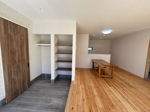 阿南市宝田町郡　建売の内装