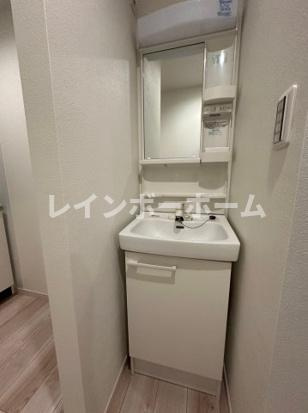 エテルノヴァローレ草加の独立洗面台