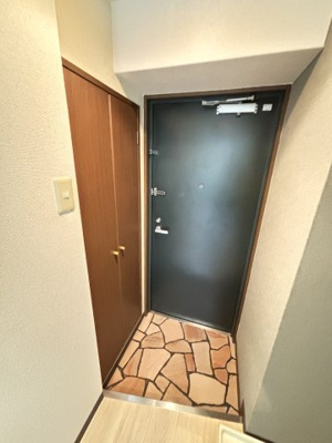 【玄関】 | ノイエ新大阪A棟