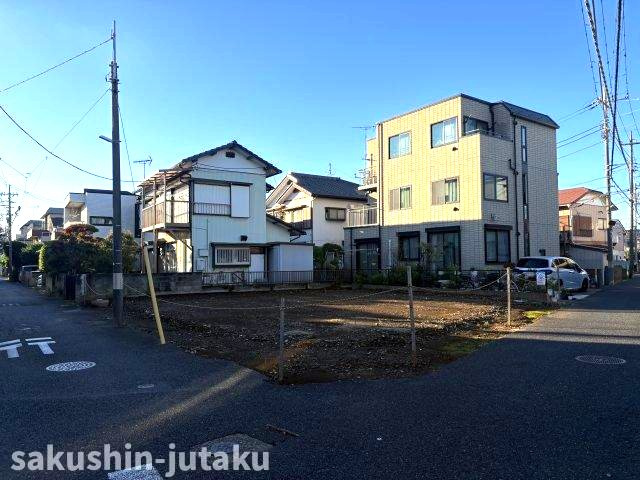 東習志野４丁目　売地の前面道路含む現地写真|東習志野４丁目　売地　建築条件なし　東南角地　約５５坪の整形地　ライフライン完備　確定測量実施　