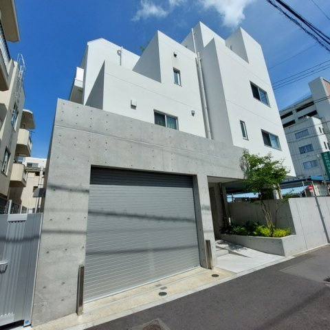 【エントランス】クレール三軒茶屋