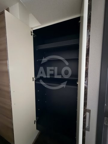 アクアプレイス梅田IIIの収納|アクアプレイス梅田III　シューズボックス