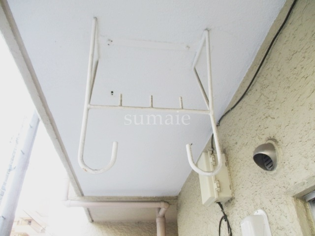 奥山ビルの設備|物干し用の設備です☆