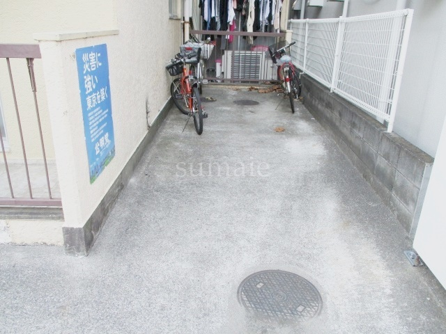 奥山ビルのその他共用部分|駐輪場はこちらです☆