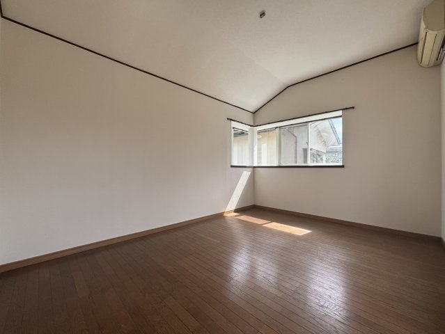 野田市山崎　中古戸建　平成6年築の洋室