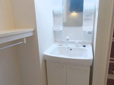 カモミール万葉の洗面所|コンパクトで使いやすい洗面所