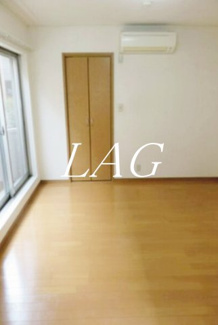 【居間・リビング】 | マルベリービレッジ | 洋室のお部屋です。