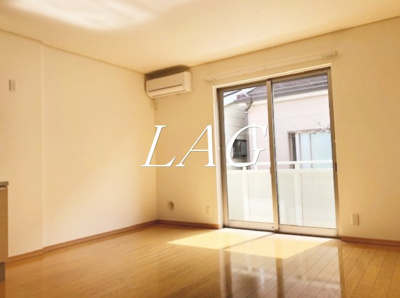 【居間・リビング】 | レオーノ | 洋室のお部屋です。