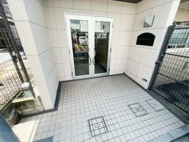 アヴァンティック天王洲のエントランス