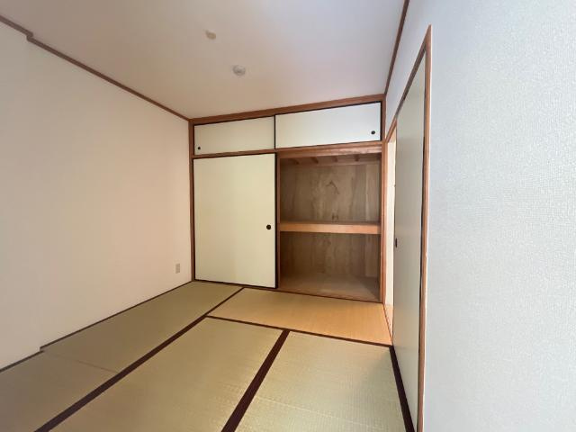 【寝室】 | スカイヒルズ新道出 | 寝室