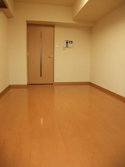 【寝室】ルーブル下北沢弐番館 