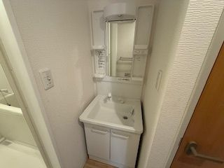 シャレオ上大市の洗面所