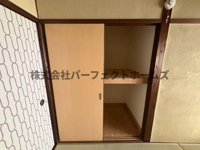 牧野阪テラスハウスの収納|小物を収納するのに便利です