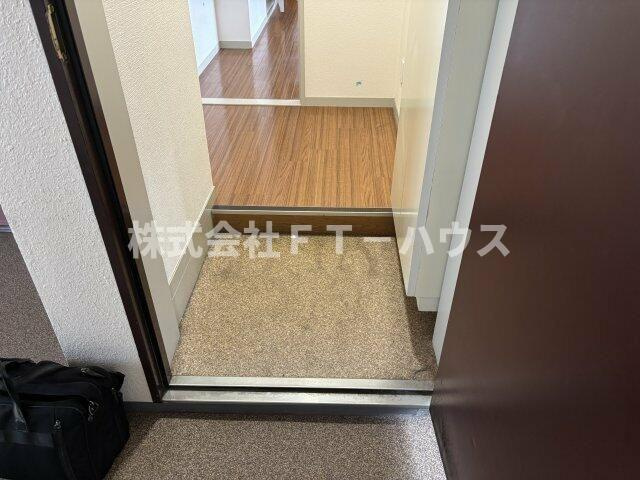 サンパレスＣＡ田中の玄関