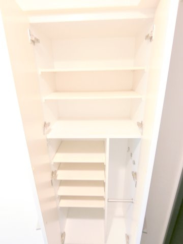 グランドコンシェルジュ蒲田の収納|玄関収納　シューズBOX