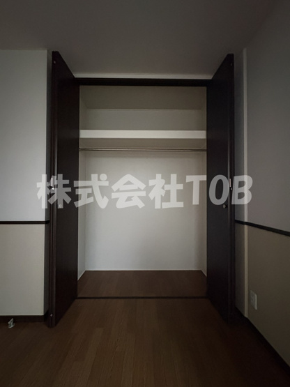 【収納】 | プレジール-喜多見2丁目- | 洋室6.3帖　収納※クリーニング完了前※別号室参考写真