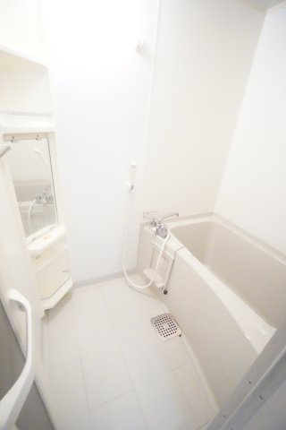 【浴室】 | ロジュマンマエバラC | ※同物件・同タイプの写真です。