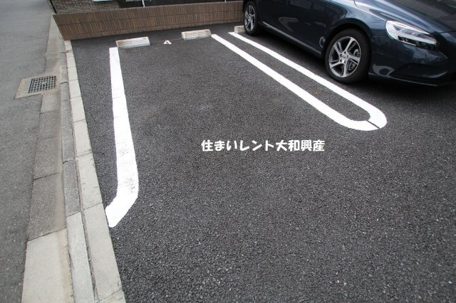 エクセルⅠの駐車場