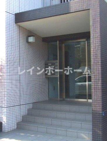 朝日ルミエールのエントランス