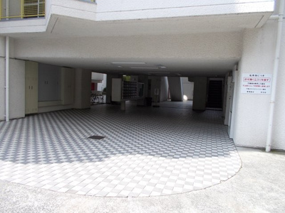 【エントランス】 | 千里山ロイヤルマンションA棟