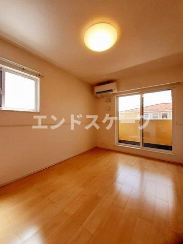 プチボヌールⅠの居間・リビング|高崎、前橋のお部屋探しはエンドスケープまで！お客様の理想お聞かせ下さい♪