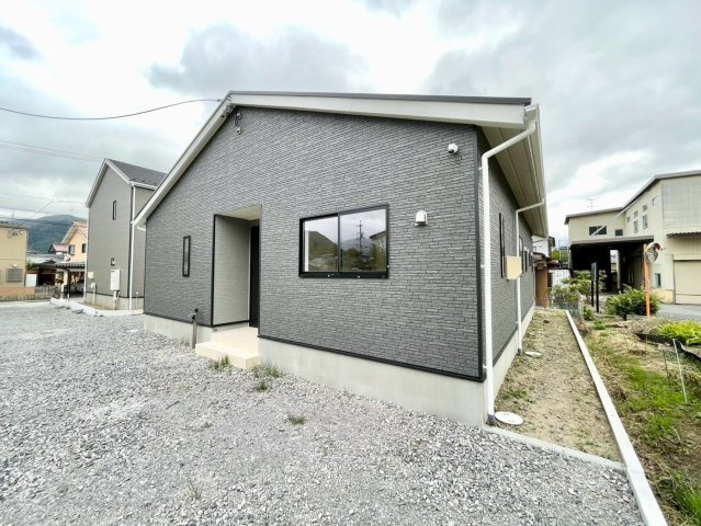 松代町松代オプション工事プレゼント対象物件！の外観|新規販売開始しました！ローン相談お任せください！！お問合せは＜Tel 026-477-7419＞まで♪　４号棟