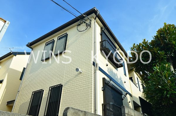 世田谷区砧４丁目のアパート